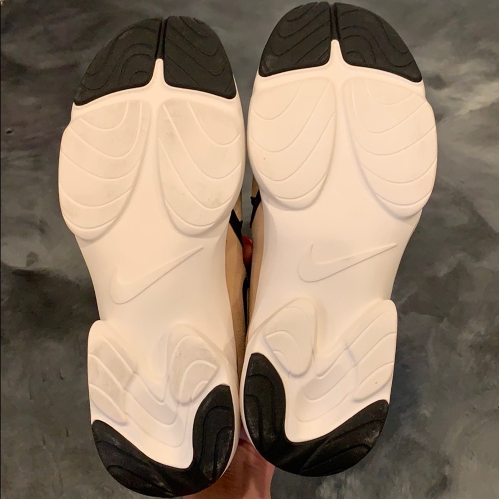 NWOT Nike Tennis Shoes - Picture 5 of 5